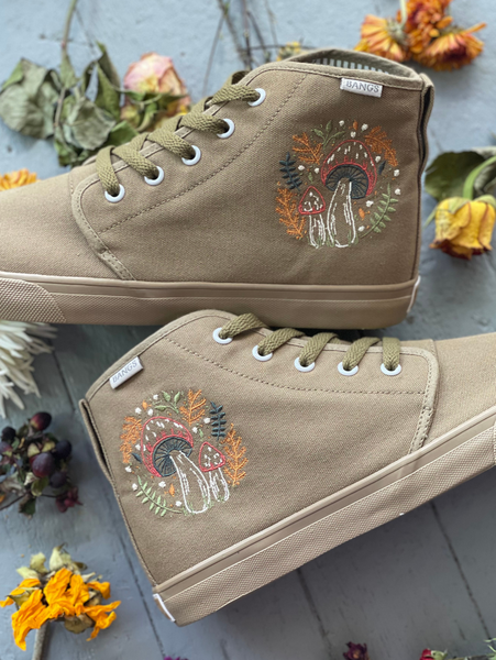 Psychedelic Bejeweled Flower high quality Men’s high top canvas shoes